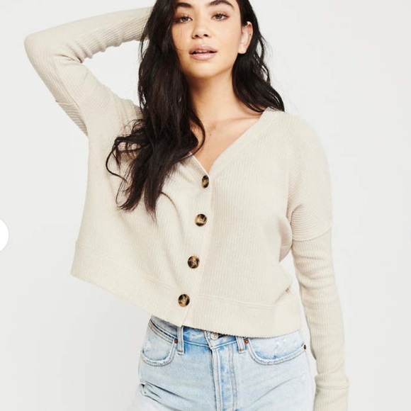 Abercrombie & Fitch Sweaters - NWT Abercrombie & Fitch Cozy Button-Up Sweater
